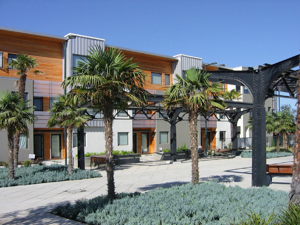 Green Building Photo - Residential: Zephyr Gate
